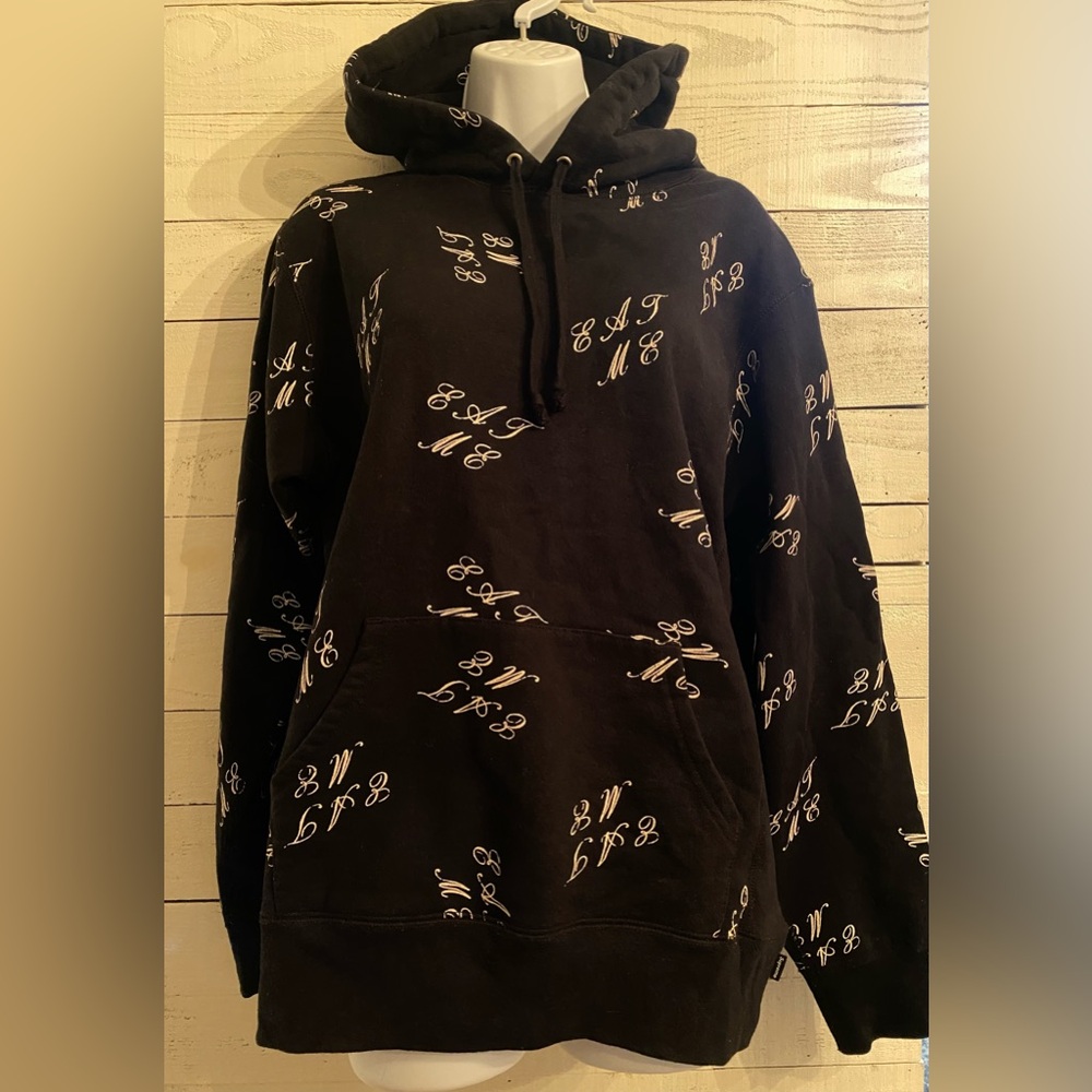 Supreme “Eat Me” hoodie